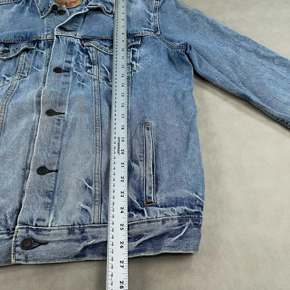 Levi's Jacket Mens Large Blue Trucker Denim Type 3 Distressed Faded Button 72334